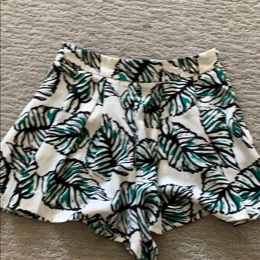 Palm leaf high waisted shorts